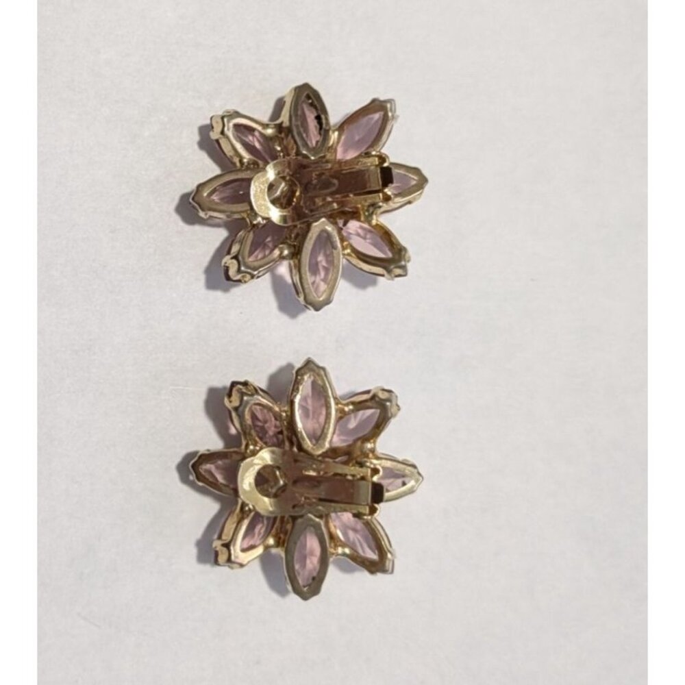 Vintage Flower Clip-On Earrings Purple Rhinestones Aurora Borealis Center - Picture 7 of 13